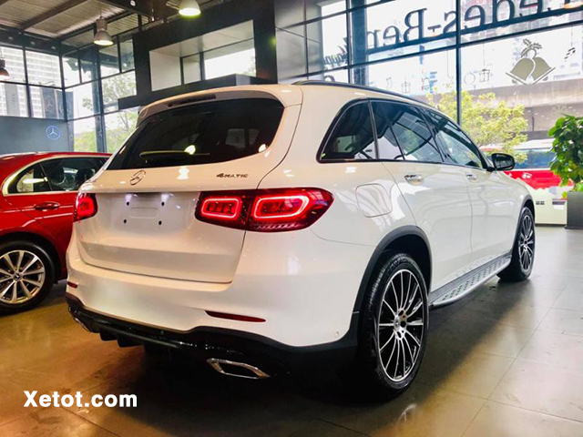 can sau mercedes glc 300 2020 cbu xetot com - Đ&aacute;nh gi&aacute; Mercedes GLC 300 2025: Đại diện ti&ecirc;u biểu ph&acirc;n kh&uacute;c SUV hạng sang