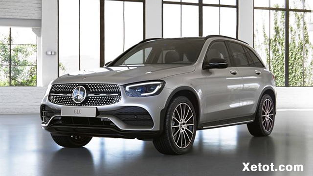 gia xe mercedes glc 300 2020 cbu xetot com - Đ&aacute;nh gi&aacute; Mercedes GLC 300 2025: Đại diện ti&ecirc;u biểu ph&acirc;n kh&uacute;c SUV hạng sang