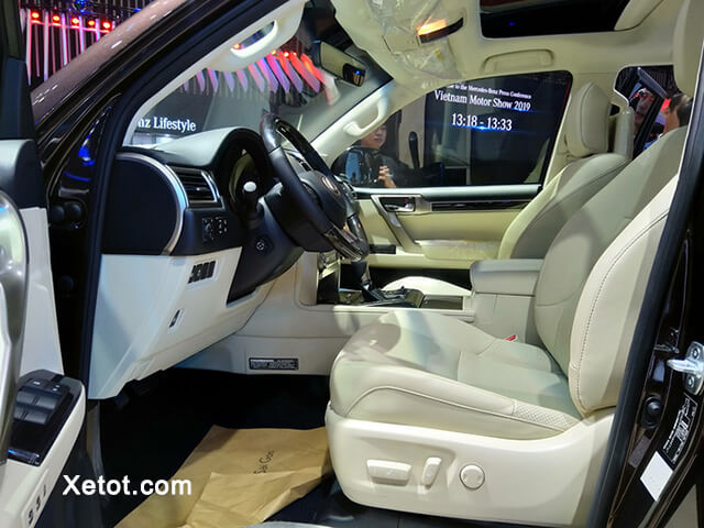 Đánh giá xe Lexus GX 460 2020 tại Việt Nam - nâng cấp sáng giá chinh phục off-road hang ghe truoc lexus gx460 2020 facelift xetot com - Đánh giá xe Lexus GX 460 2020 tại Việt Nam - nâng cấp sáng giá chinh phục off-road