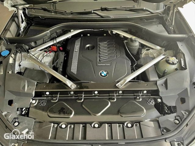 bmw x5 2024 10 640x480 1 - BMW X5 2025 gi&aacute; từ 3,289 tỷ: Đối thủ Volvo XC90 đ&atilde; lắp r&aacute;p Việt Nam