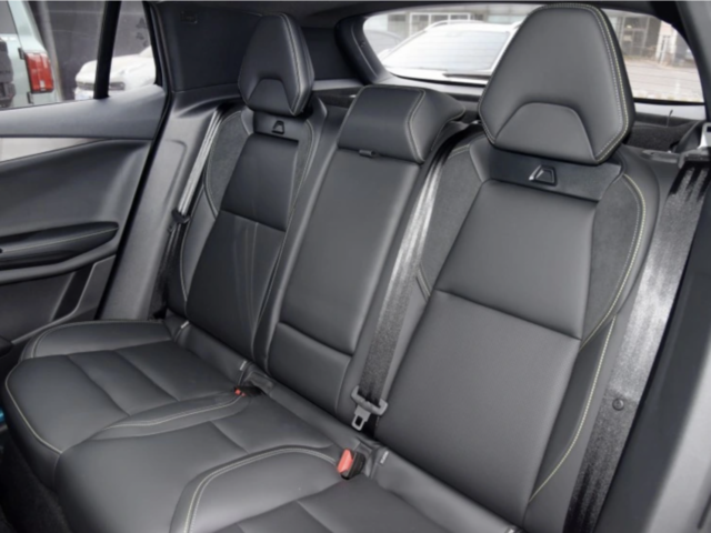 lynk co 06 8 640x480 1 - Lynk & Co 06 gi&aacute; lăn b&aacute;nh khuyến m&atilde;i, Đ&aacute;nh gi&aacute; th&ocirc;ng số kỹ thuật