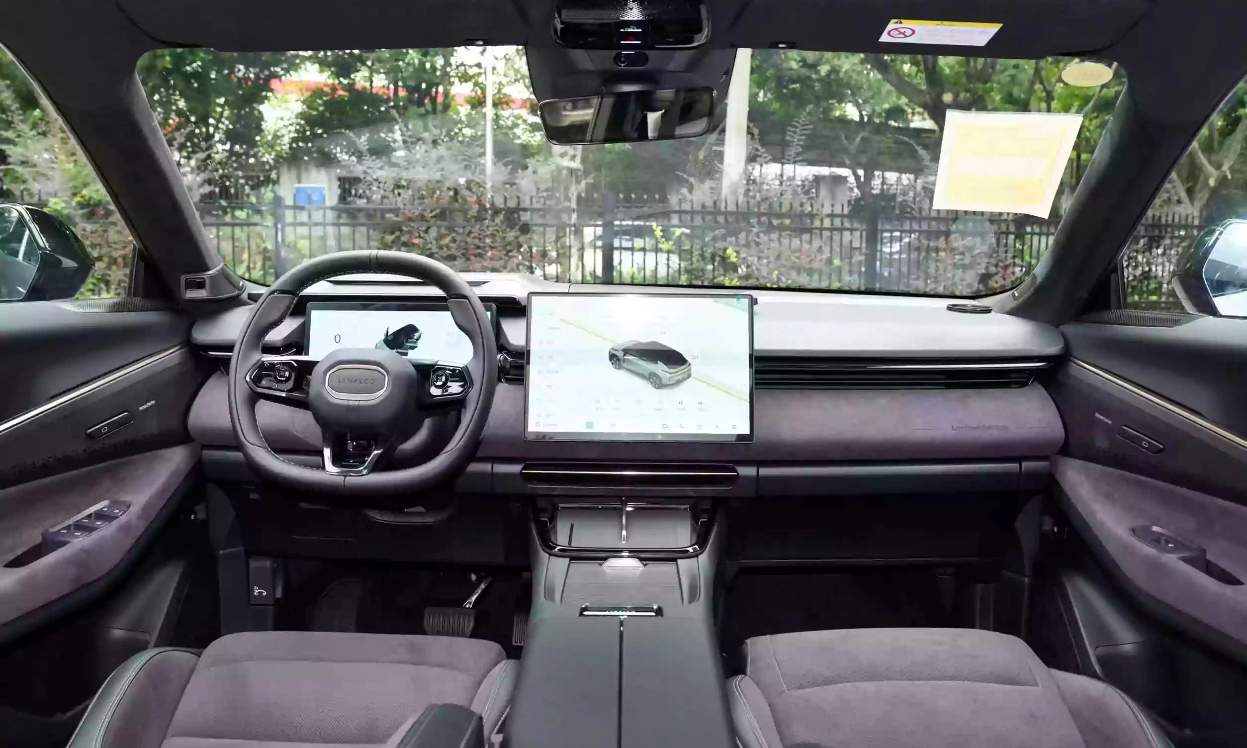 lynk co 08 cuv hybrid winauto 3 - Lynk & Co 08 ch&iacute;nh thức nhận đặt cọc tại Việt Nam: Cơn gi&oacute; mới từ Trung Quốc c&oacute; đủ sức l&agrave;m &ldquo;rung chuyển&rdquo; ph&acirc;n kh&uacute;c CUV hybrid?